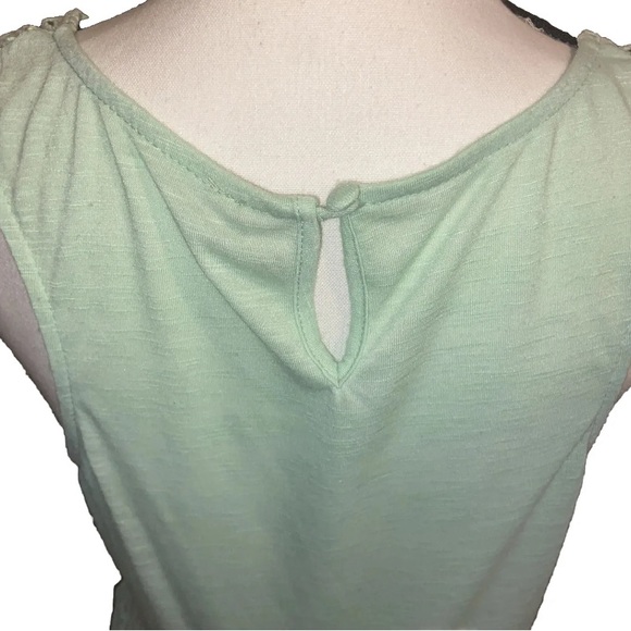 BKE Womens Large Green Sequin Pleated Lace Racerback Long Top Preowned EUC - Picture 8 of 12
